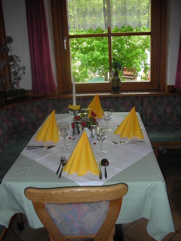 Gasthaus St. Valentin Chiusa Exterior foto